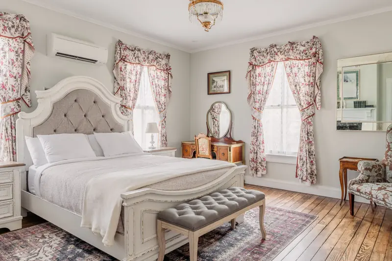 The Dickens Suite at Armistead House, Williamsburg VA